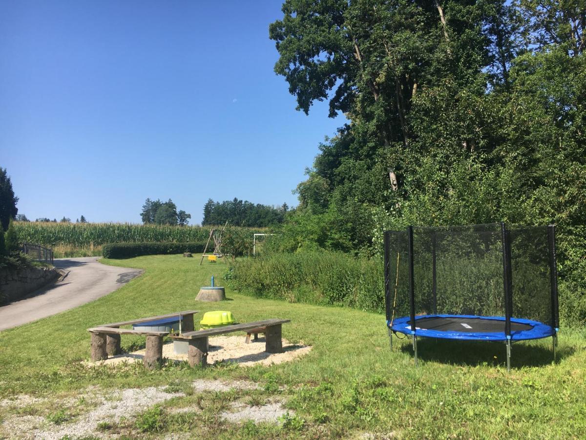 Ferienwohnung Im Idyll 1 Hengersberg Bagian luar foto